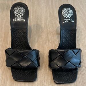 Vince Camuto Black Mules Sleek Comfortable Design